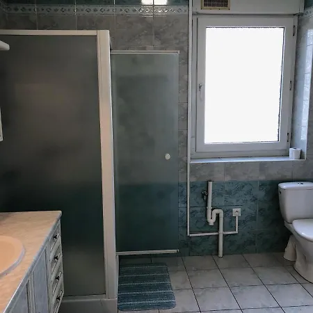 Metz Sud - A31 - Rénové - 2 Ch - 80 M2 - Entre Nancy Et Luxembourg - Waves *