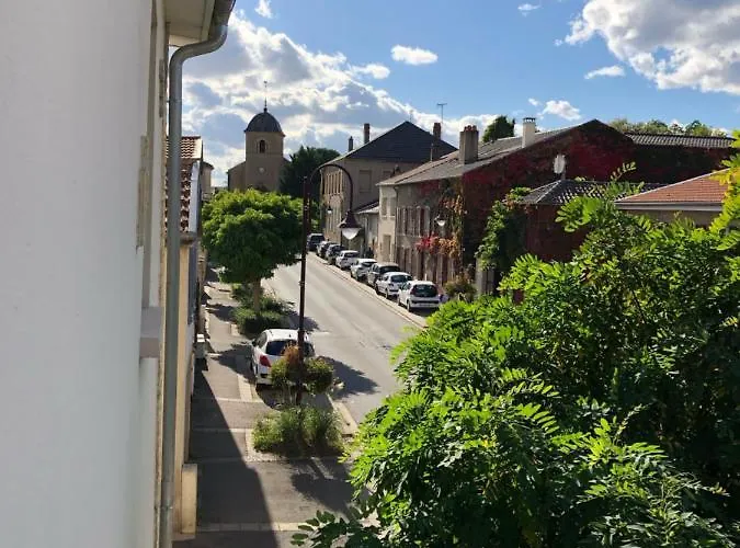 Metz Sud - A31 - Renove - 2 Ch - 80 M2 - Entre Nancy Et Luxembourg - Waves 公寓